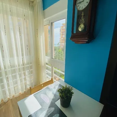 Apartamento Primera Linea De Playa En Tres Caballos, Playamar Apartment Torremolinos