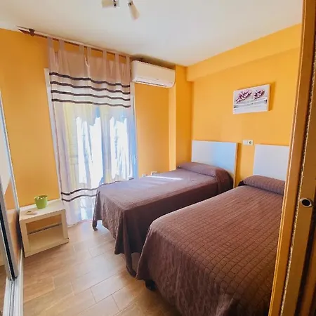 Apartamento Primera Linea De Playa En Tres Caballos, Playamar *